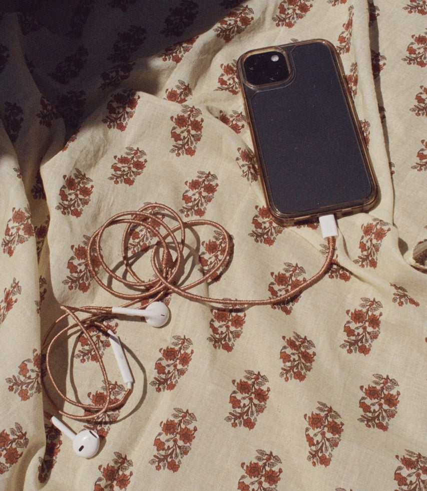 Le Pom Pom & Swwheelz Headphones -- Bronze