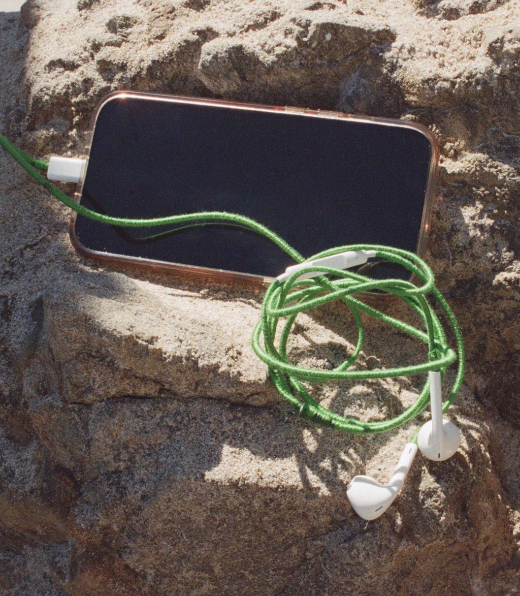 Le Pom Pom & Swwheelz Headphones -- Vert
