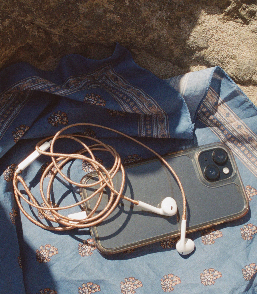 Le Pom Pom & Swwheelz Headphones -- Bronze
