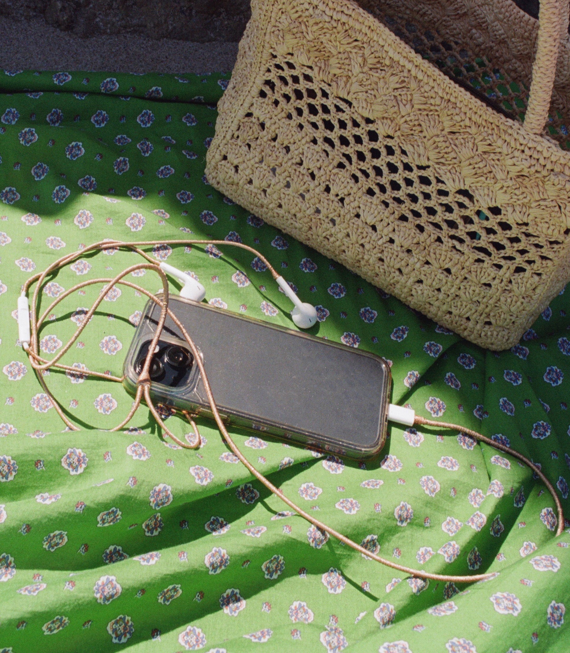 Le Pom Pom & Swwheelz Headphones -- Bronze