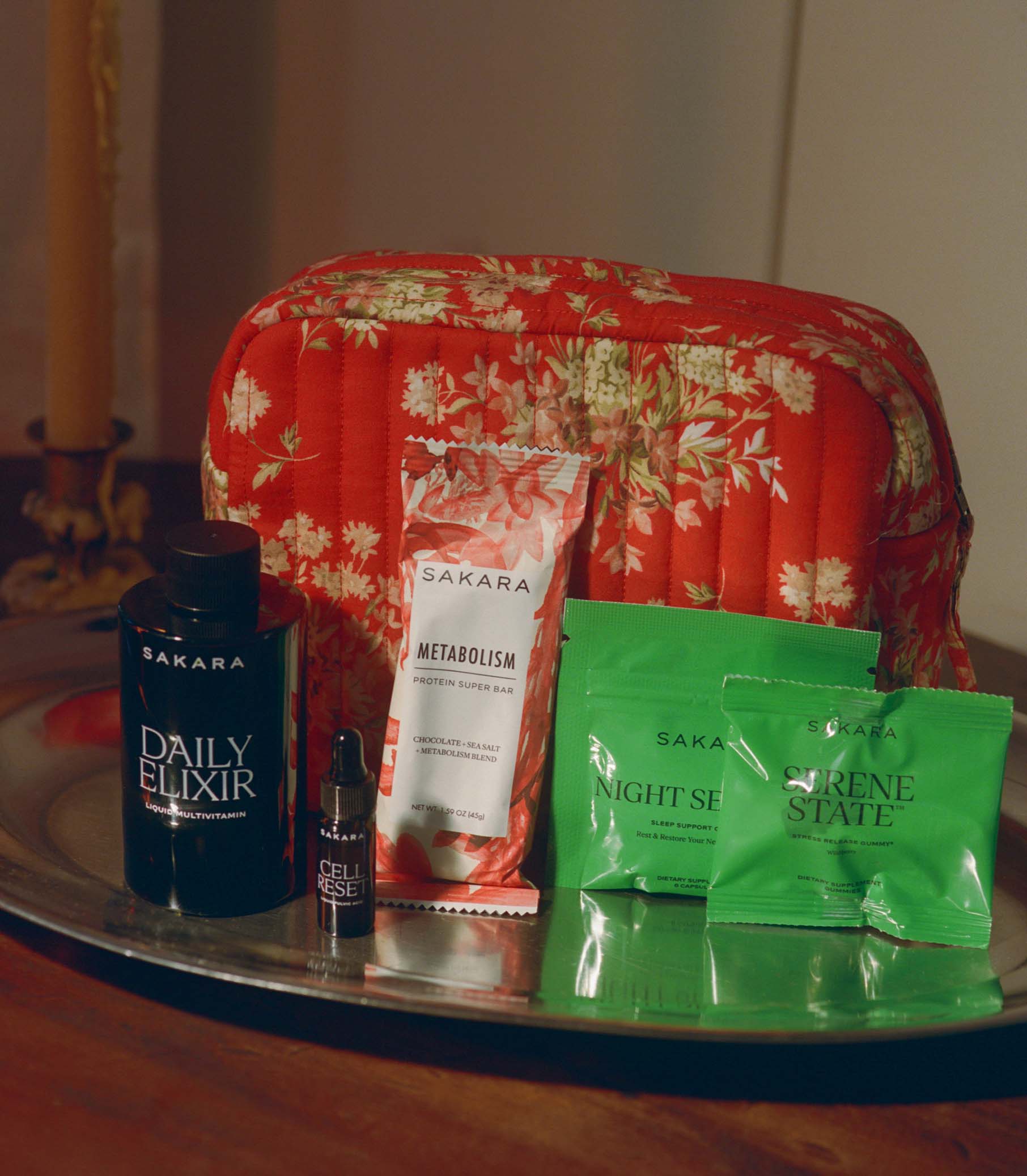 Swwheelz & Sakara Travel Essentials -- Lantana Floral