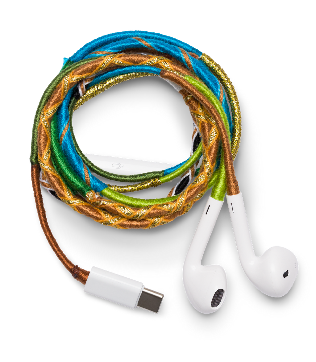 Le Pom Pom & Swwheelz Headphones -- Cadiz Collage