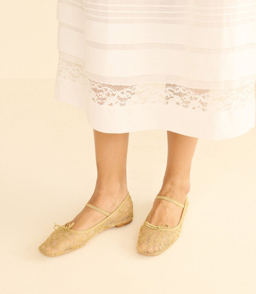 Pillar Mary Jane -- Gold Lace