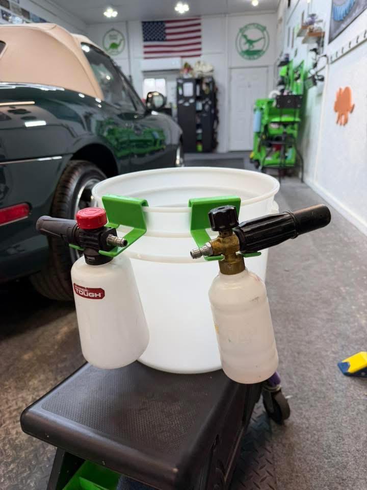 Foam Cannon Bucket Mount