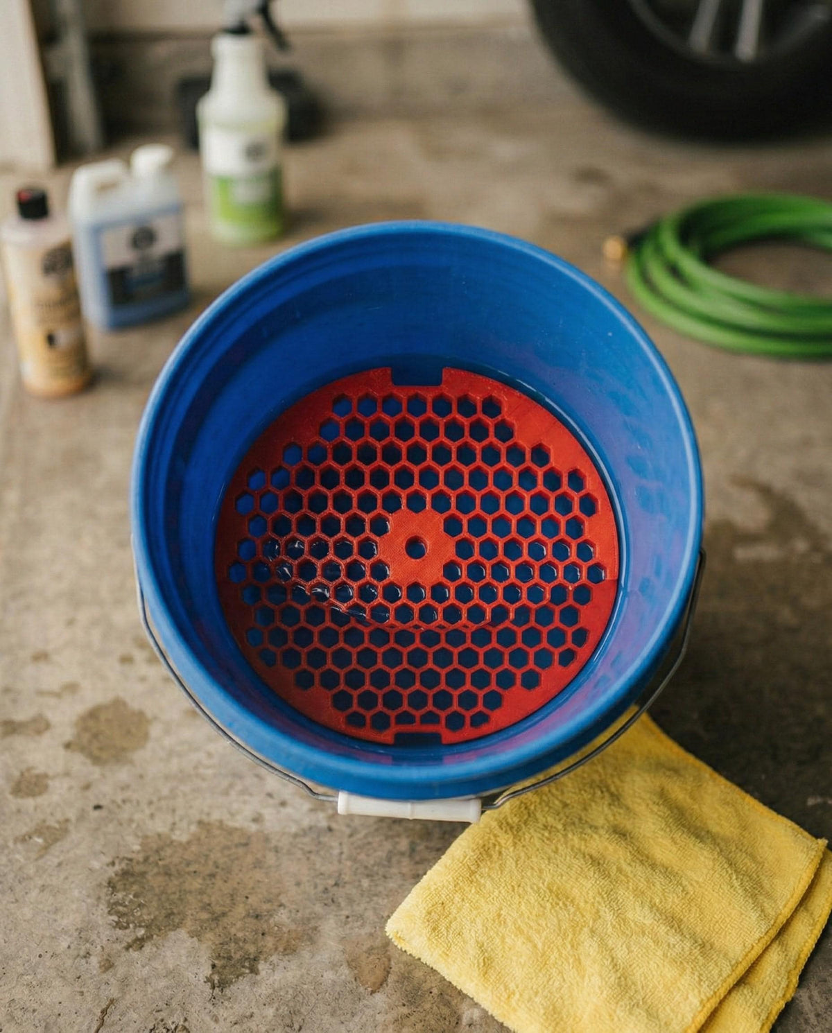 Honeycomb Grit Filter for 5 Gallon Buckets